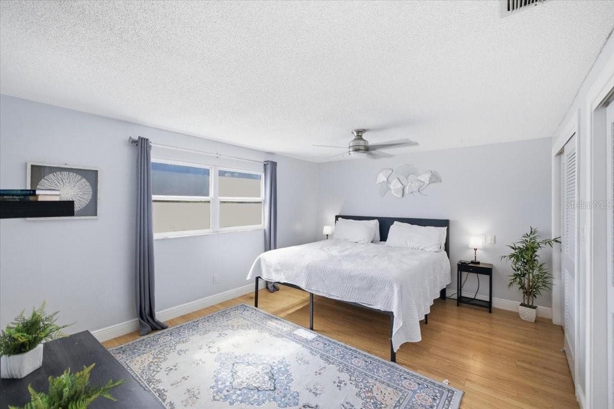 Primary Bedroom - 4710 TRAVERTINE DR, TAMPA