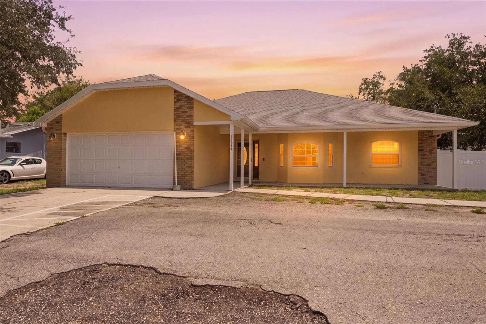 10154 SPRING HILL DR