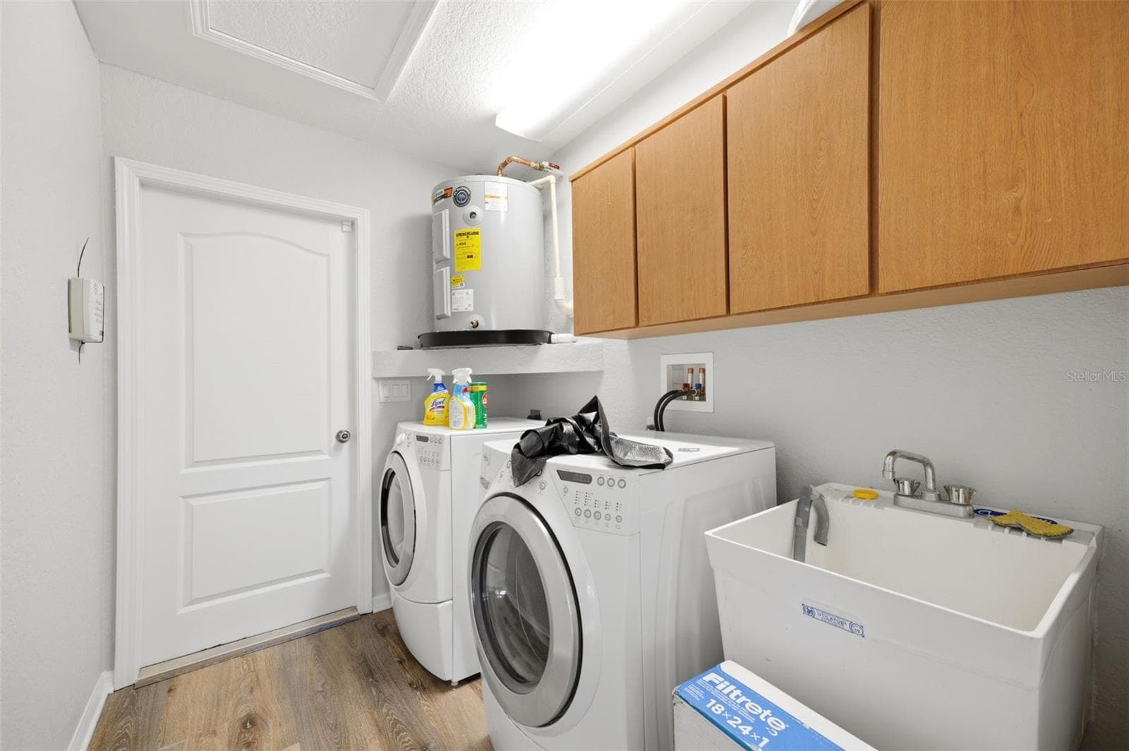 Laundry Room - 10154 SPRING HILL DR, SPRING HILL