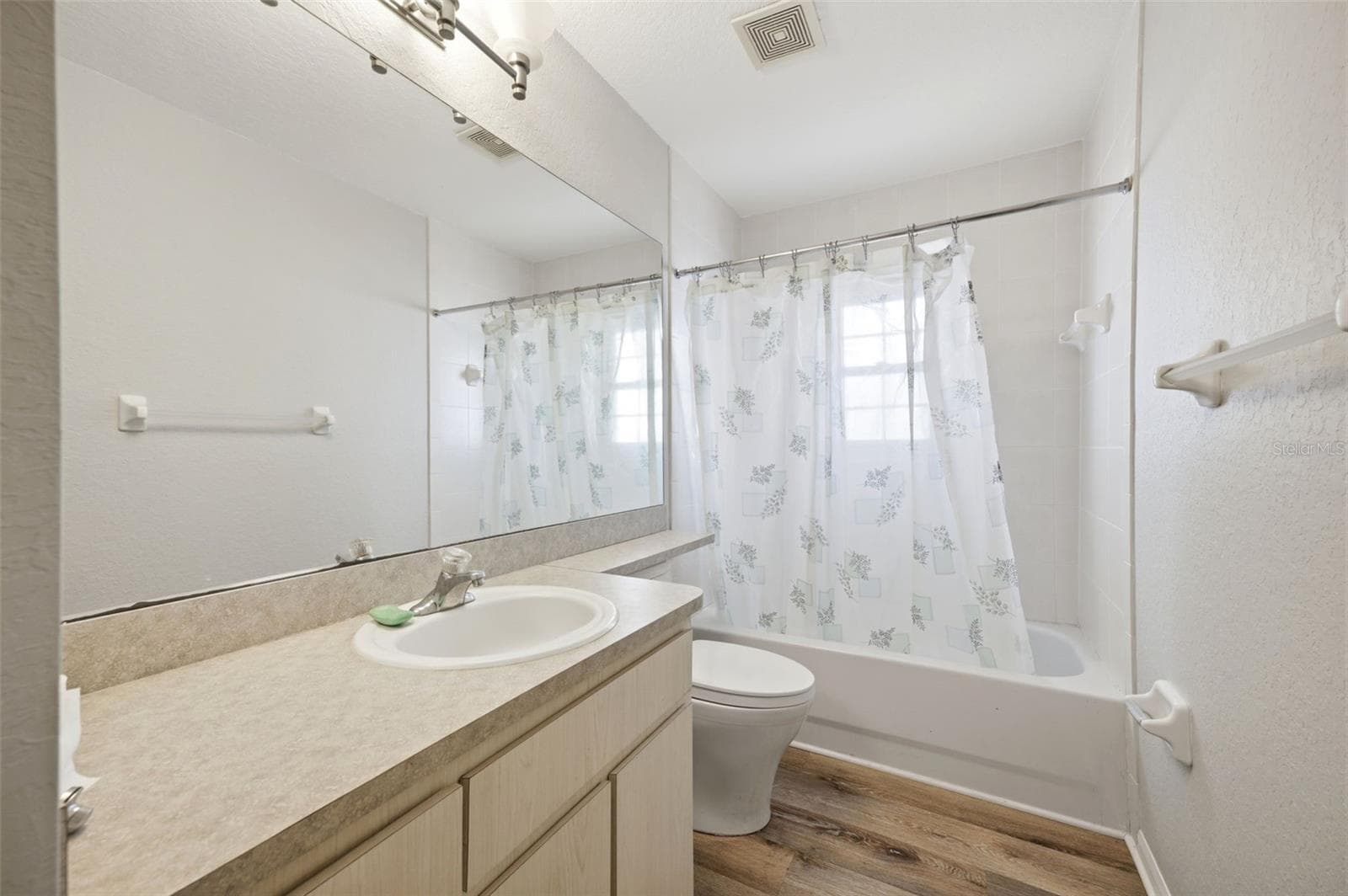 Bathroom 2 - 10154 SPRING HILL DR, SPRING HILL