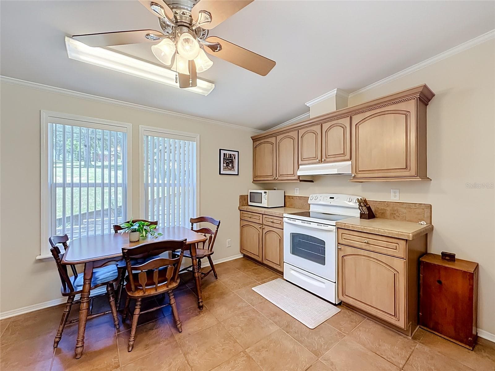 Manufactured Home at 29714 SE HIGHWAY 42, UMATILLA, photo 14 of 52