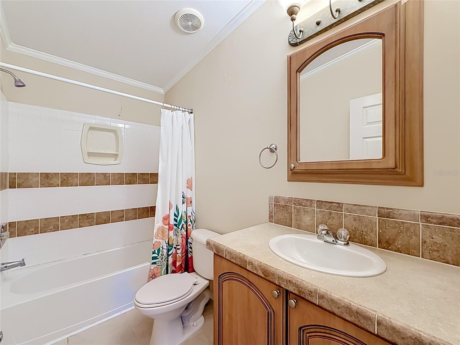 Manufactured Home at 29714 SE HIGHWAY 42, UMATILLA, photo 36 of 52