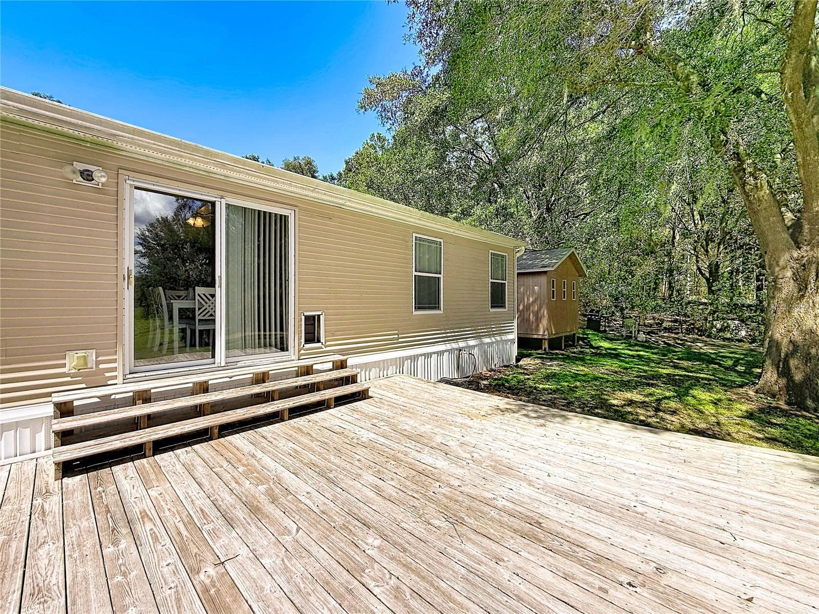 Manufactured Home at 29714 SE HIGHWAY 42, UMATILLA, photo 42 of 52