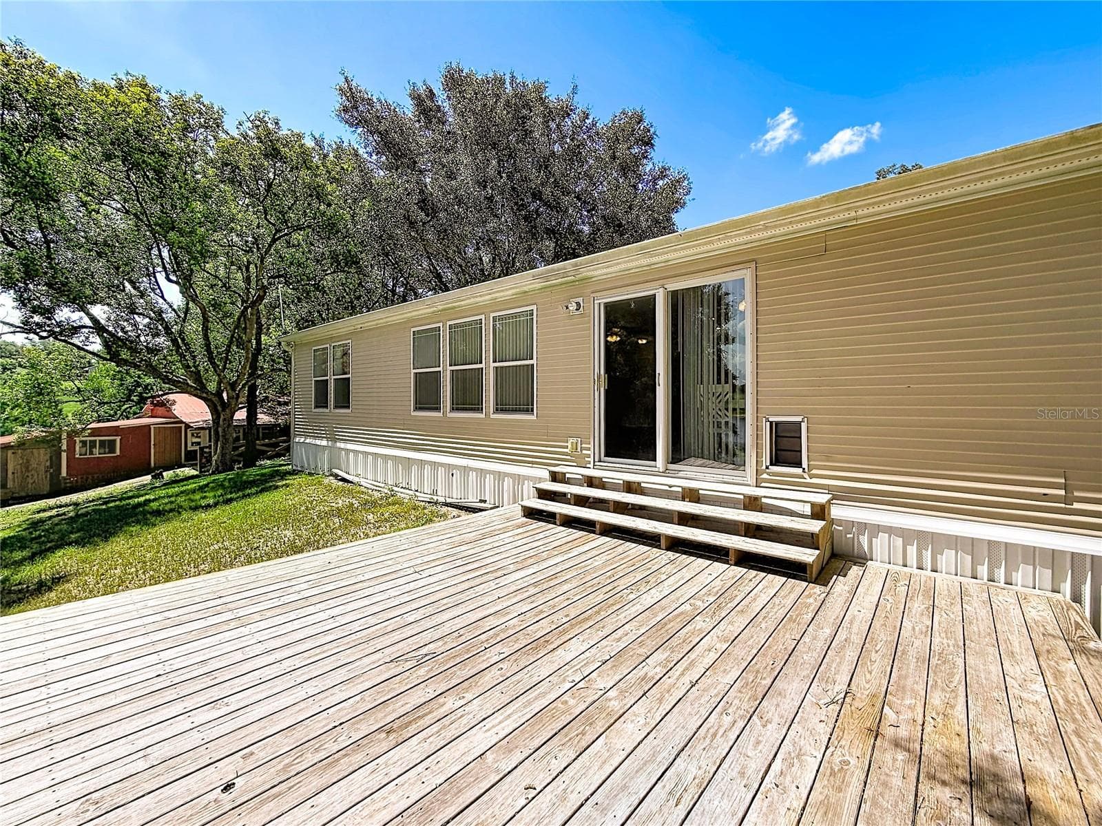 Manufactured Home at 29714 SE HIGHWAY 42, UMATILLA, photo 43 of 52