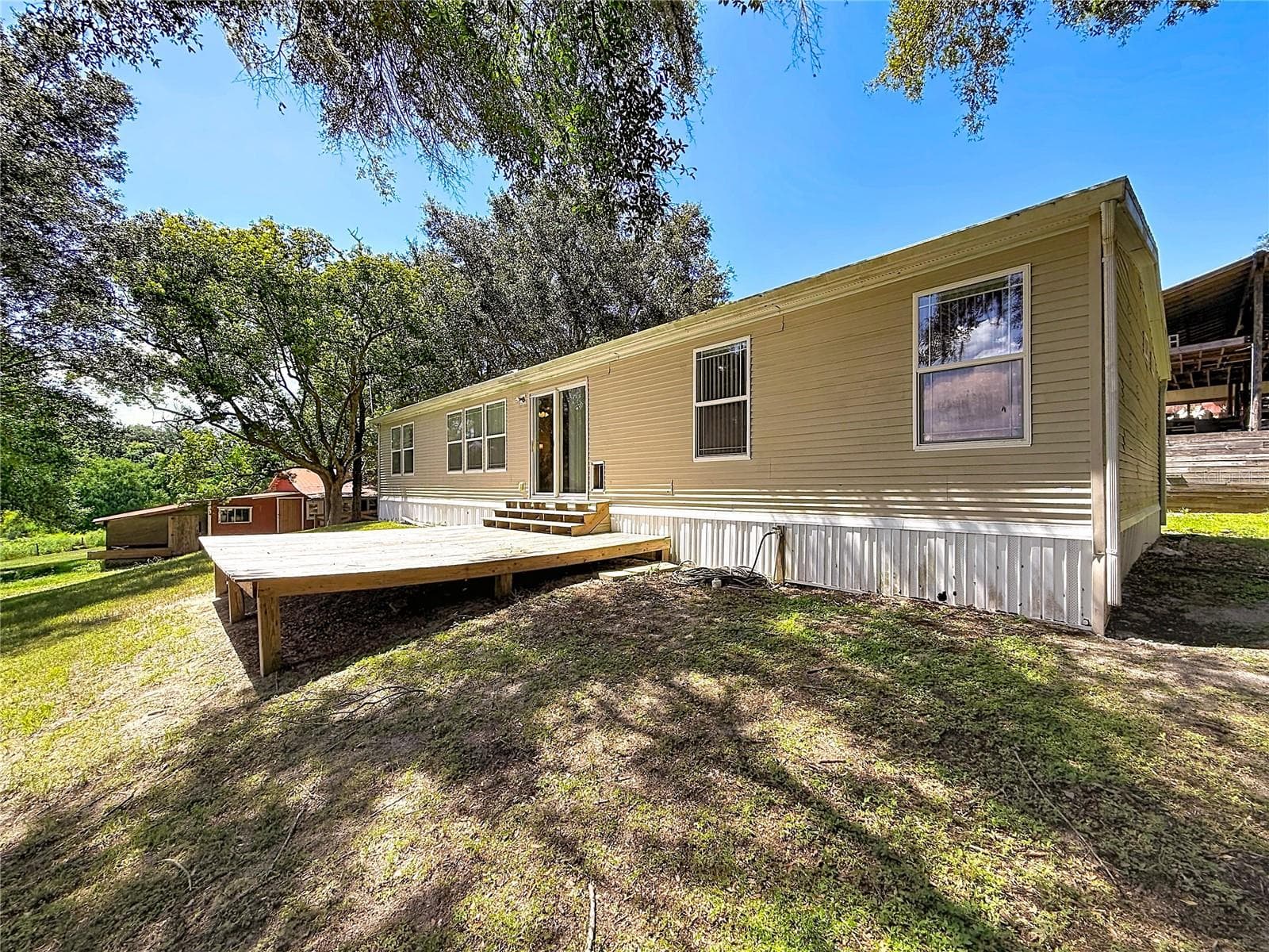 Manufactured Home at 29714 SE HIGHWAY 42, UMATILLA, photo 44 of 52
