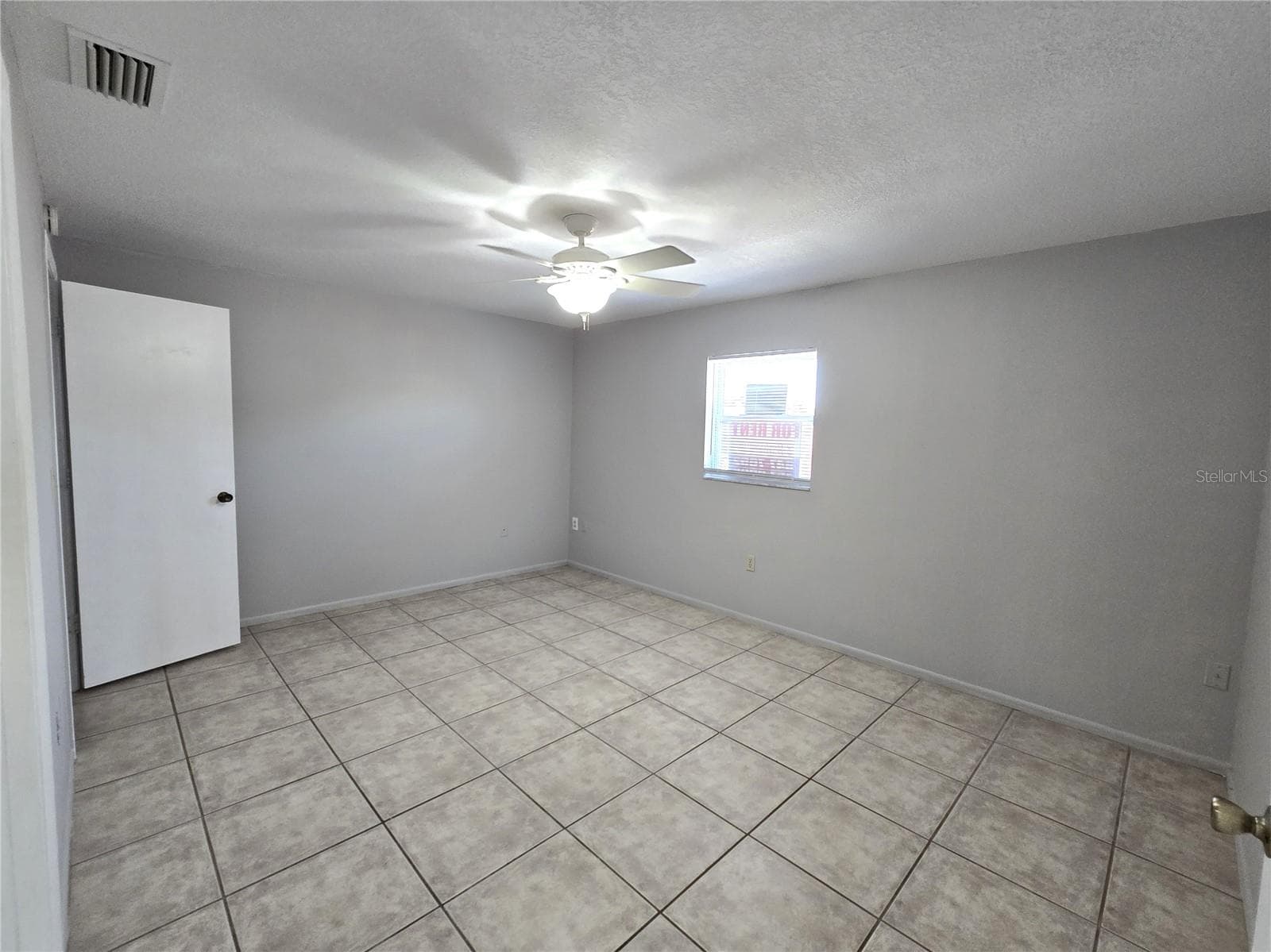 Duplex at 5422 AMY LN, NEW PORT RICHEY, photo 5 of 18