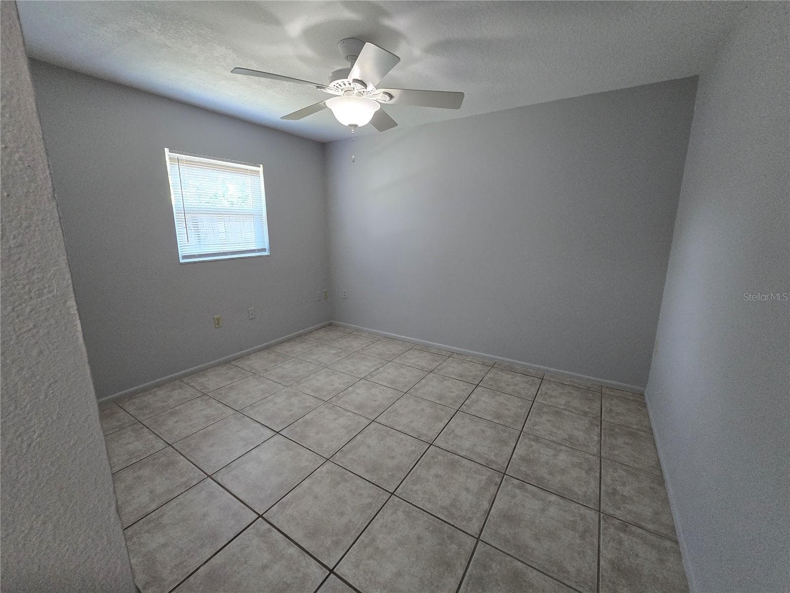 Duplex at 5422 AMY LN, NEW PORT RICHEY, photo 9 of 18