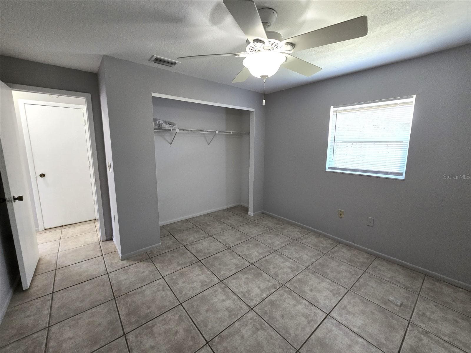 Duplex at 5422 AMY LN, NEW PORT RICHEY, photo 11 of 18