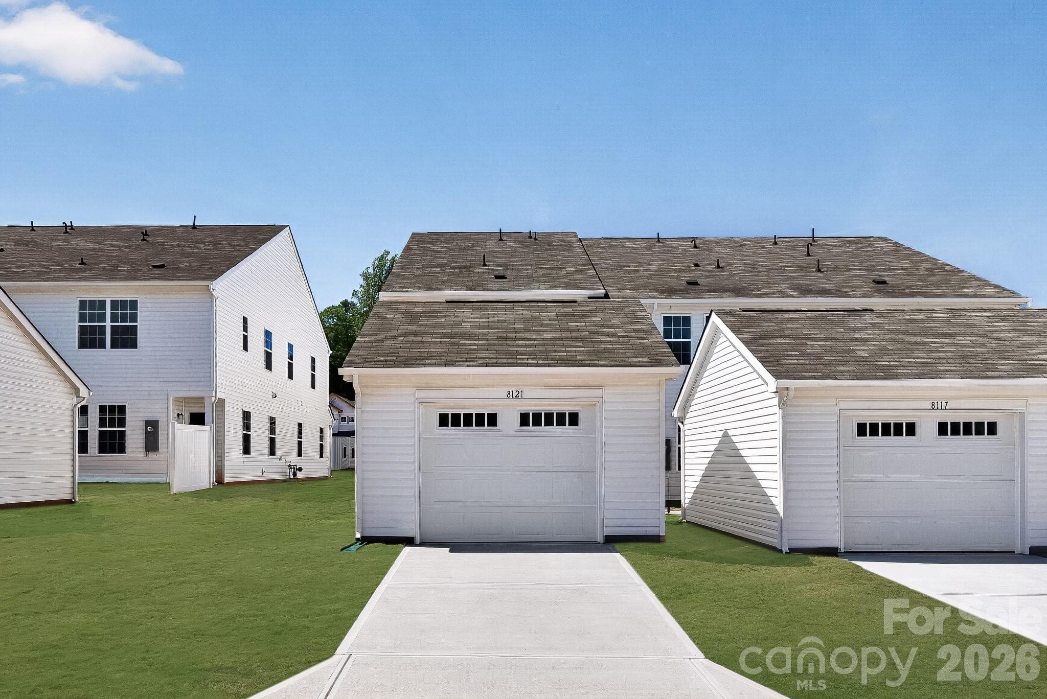 Detached 1 Car Garage - 8121 McGarry Trail, Charlotte