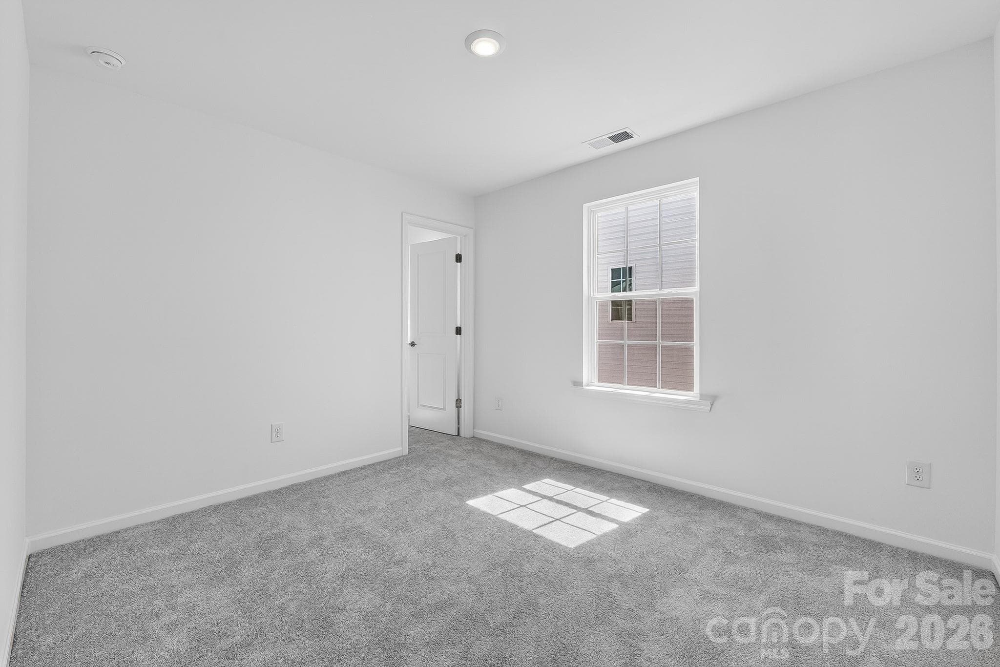 Townhouse at 8121 McGarry Trail, Charlotte, photo 4 of 16
