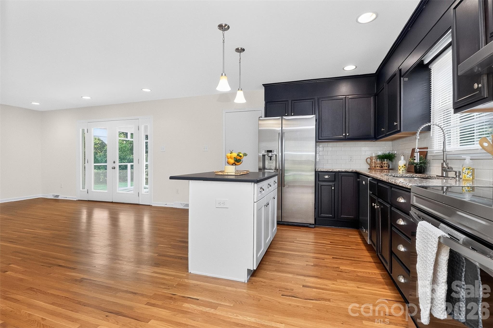 Single Family Residence at 4726 Walden Court, Charlotte, photo 11 of 33
