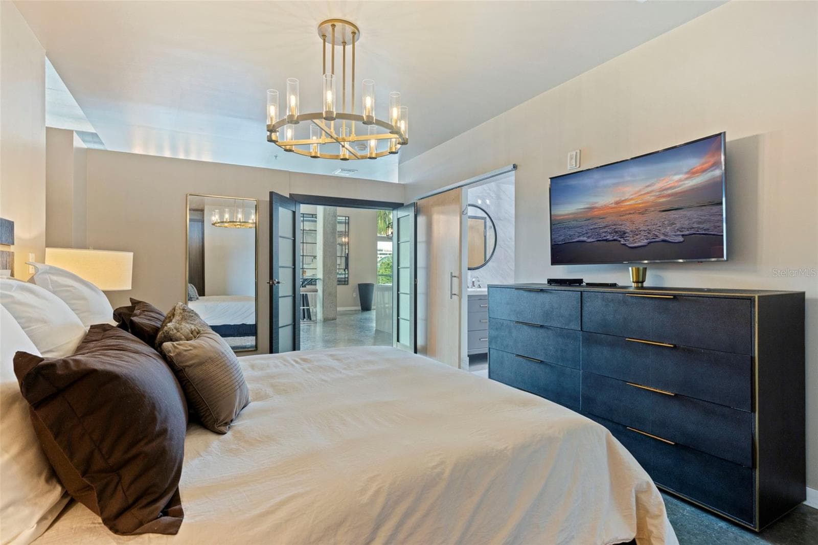 Condominium at 101 S 12TH ST #302, TAMPA, photo 19 of 32
