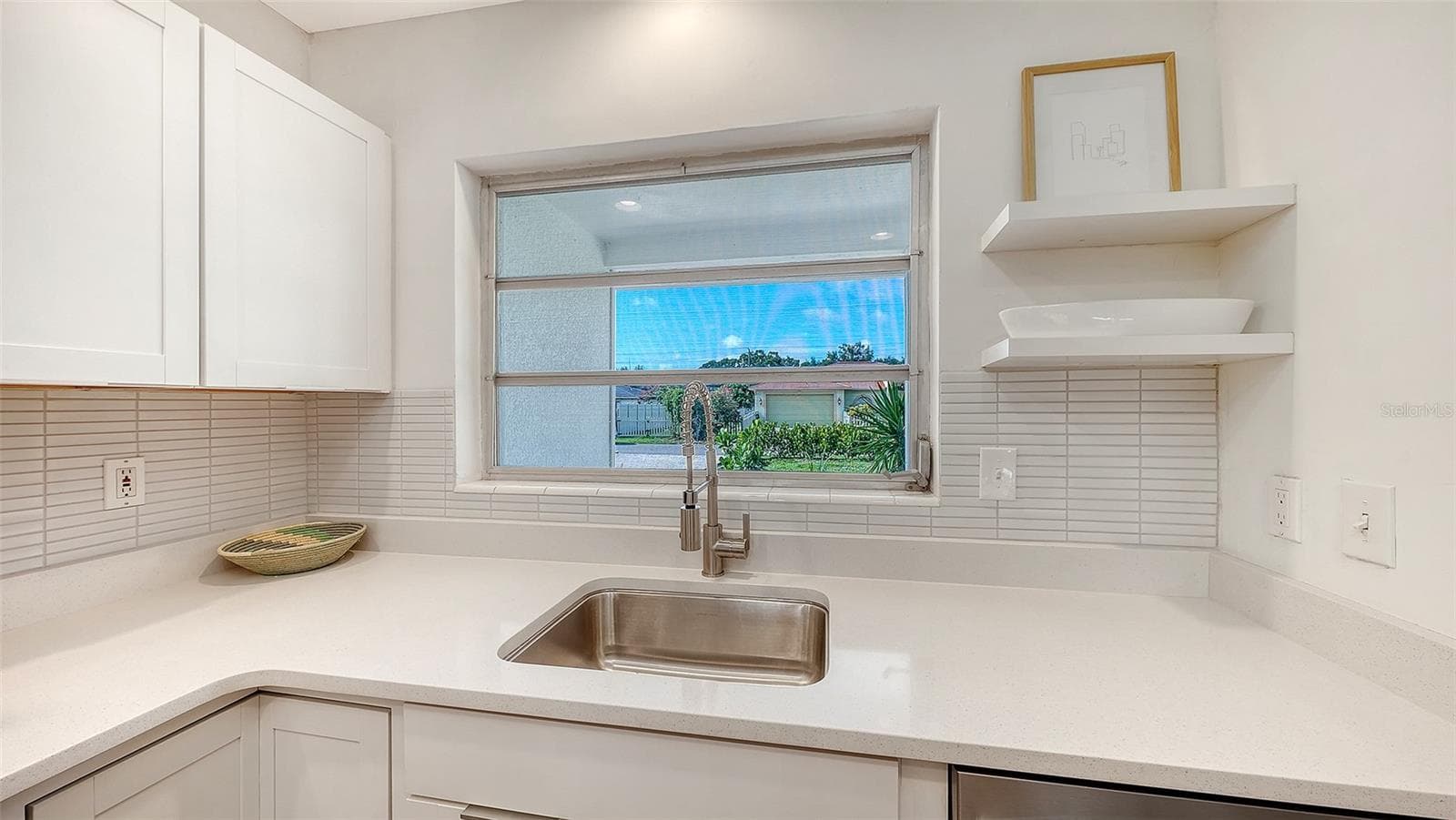 Single Family Residence at 2719 TEMPLE ST, SARASOTA, photo 15 of 56