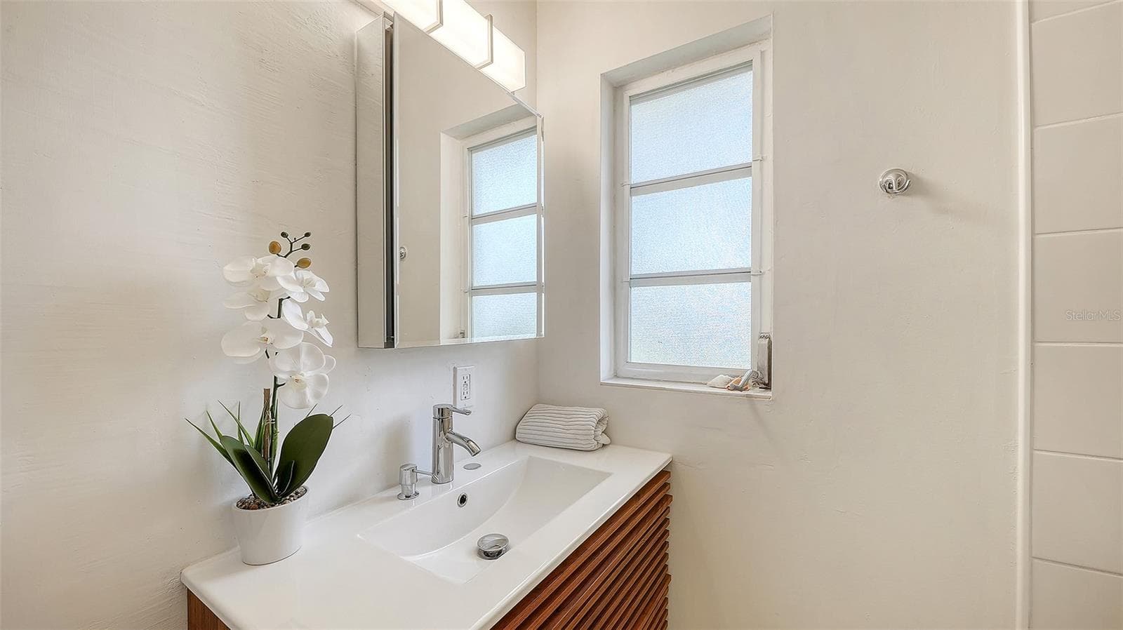Single Family Residence at 2719 TEMPLE ST, SARASOTA, photo 24 of 56
