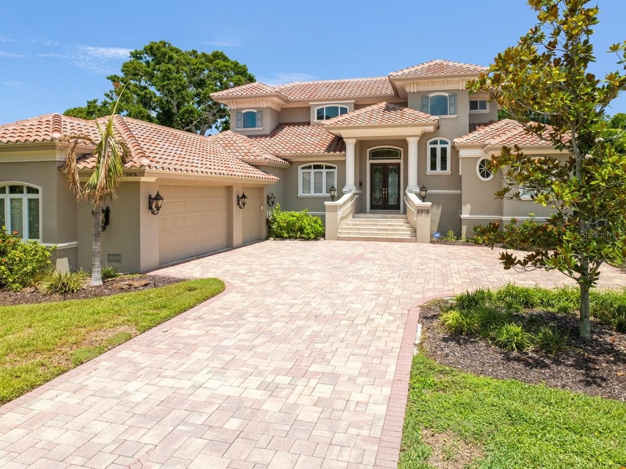 Single Family Residence at 5918 BAHAMA SHORES DR S, ST PETERSBURG, photo 41 of 46