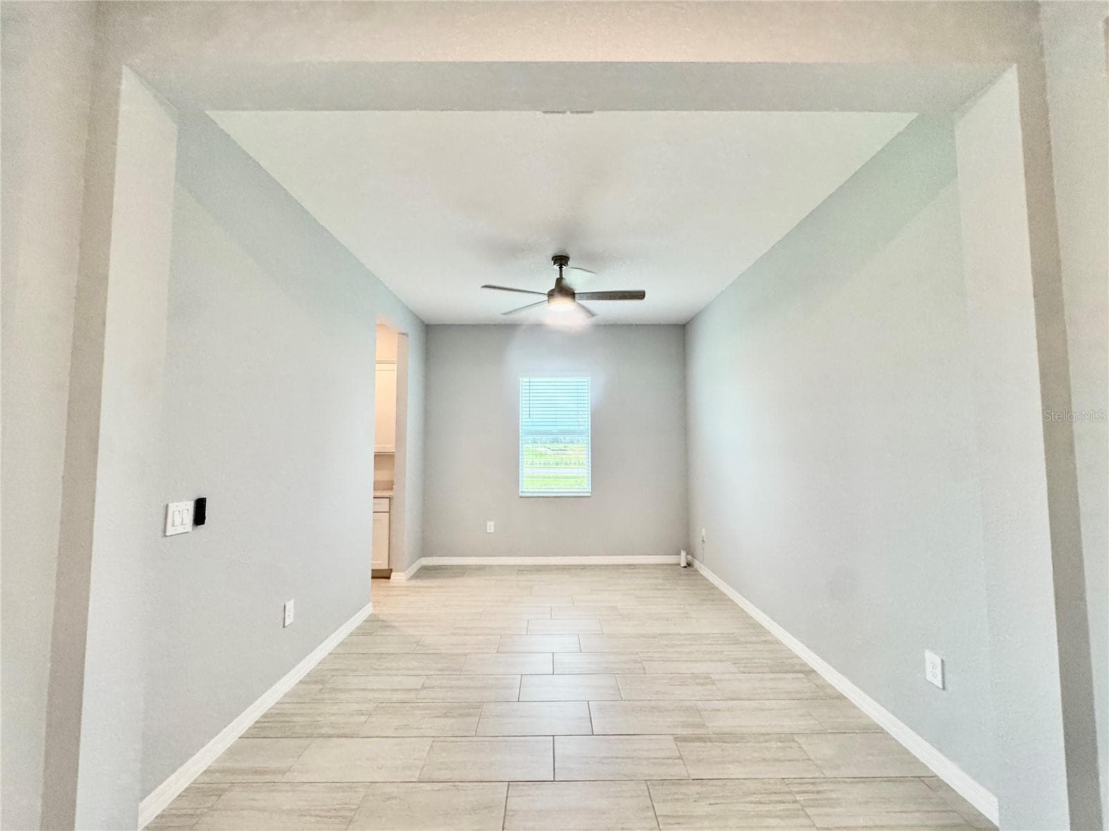 Single Family Residence at 19227 SCALLOP LOOP, LAKEWOOD RANCH, photo 18 of 42