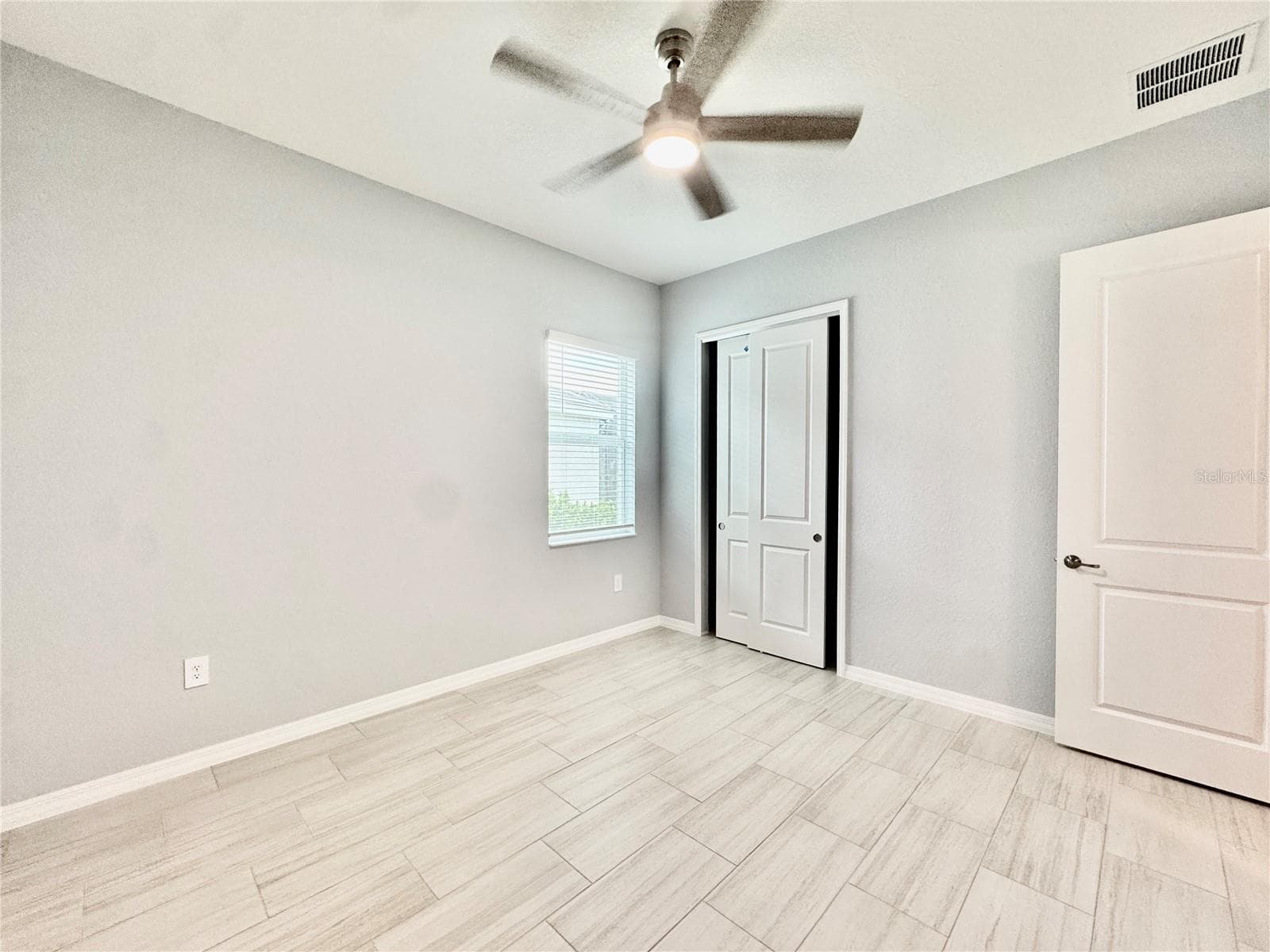 Single Family Residence at 19227 SCALLOP LOOP, LAKEWOOD RANCH, photo 27 of 42