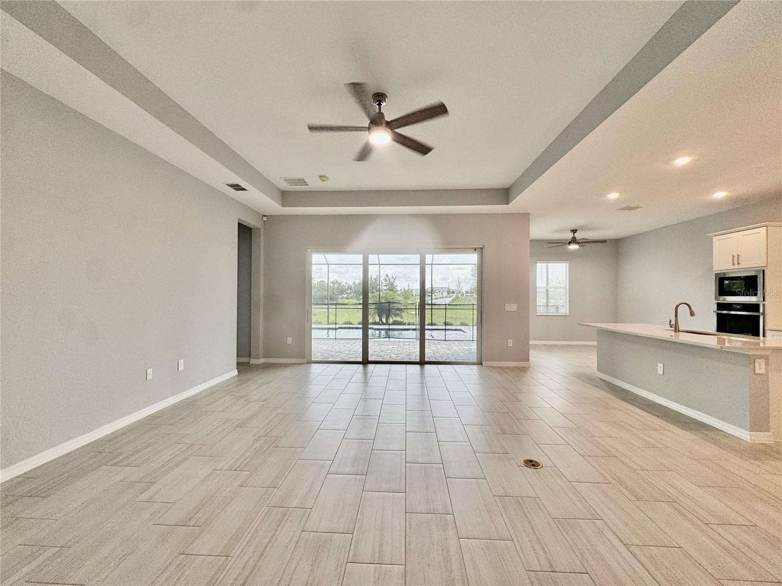 Single Family Residence at 19227 SCALLOP LOOP, LAKEWOOD RANCH, photo 29 of 42