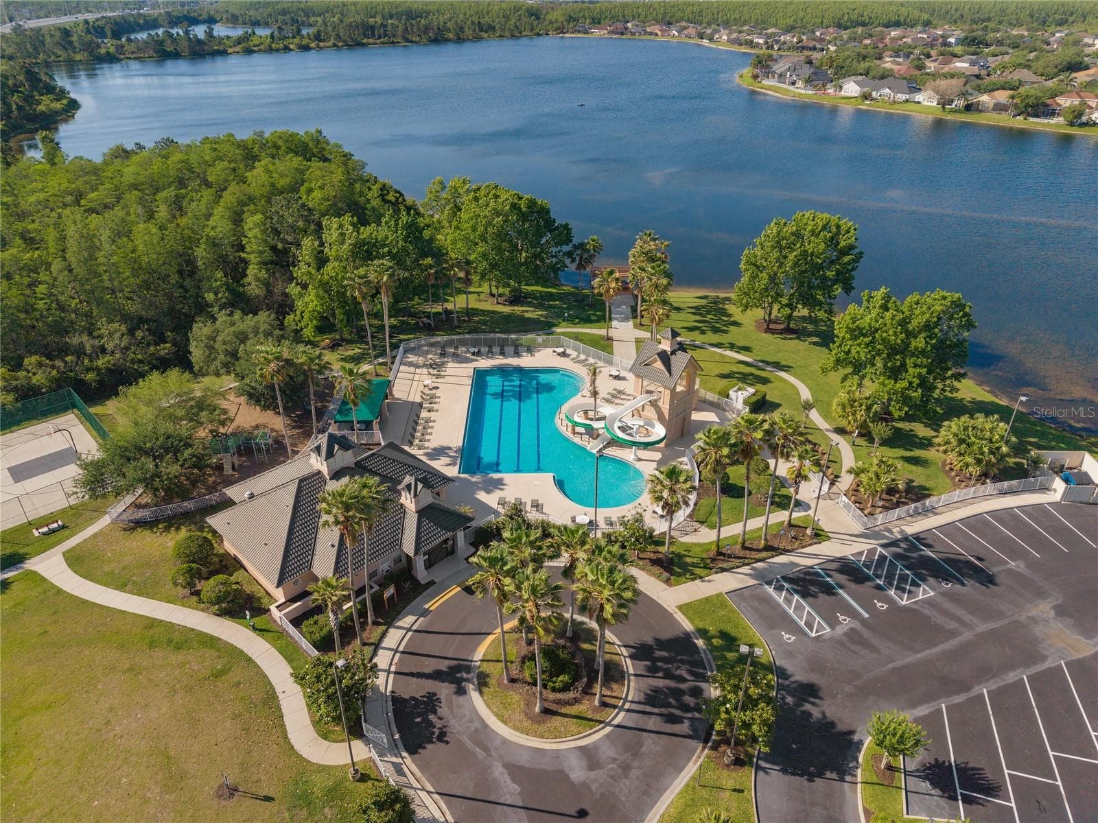 Single Family Residence at 13821 AMBERLEIGH RD, ORLANDO, photo 53 of 56