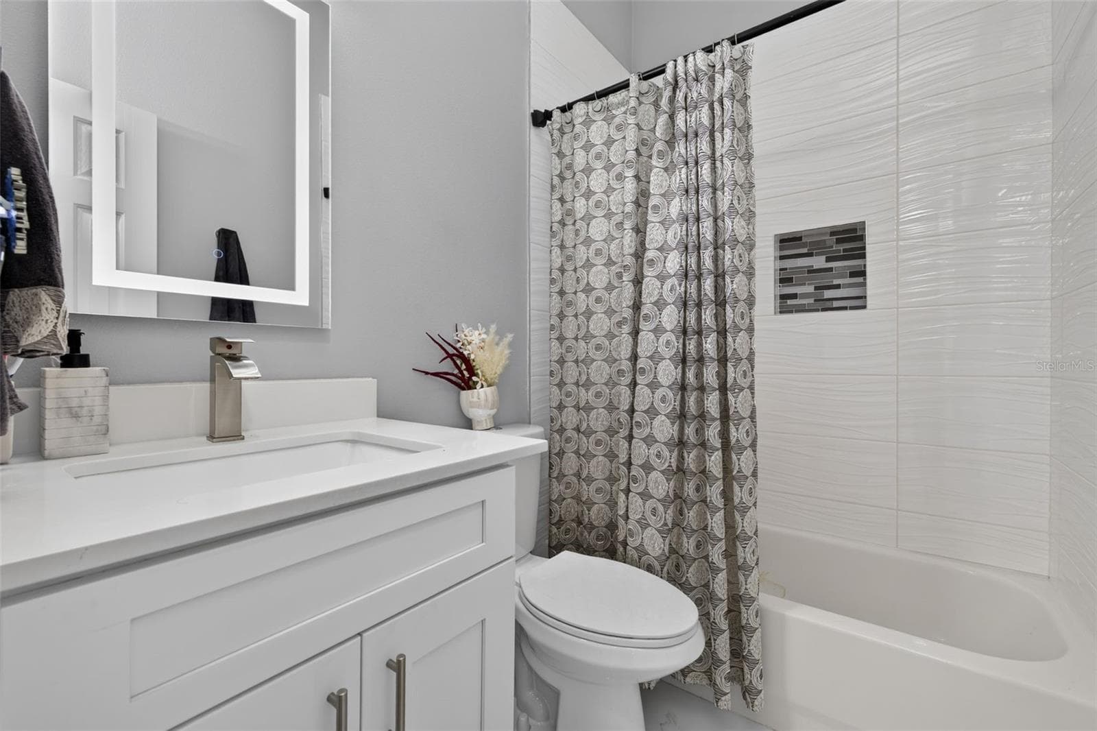 Single Family Residence at 167 LONGVIEW AVE, CELEBRATION, photo 30 of 60