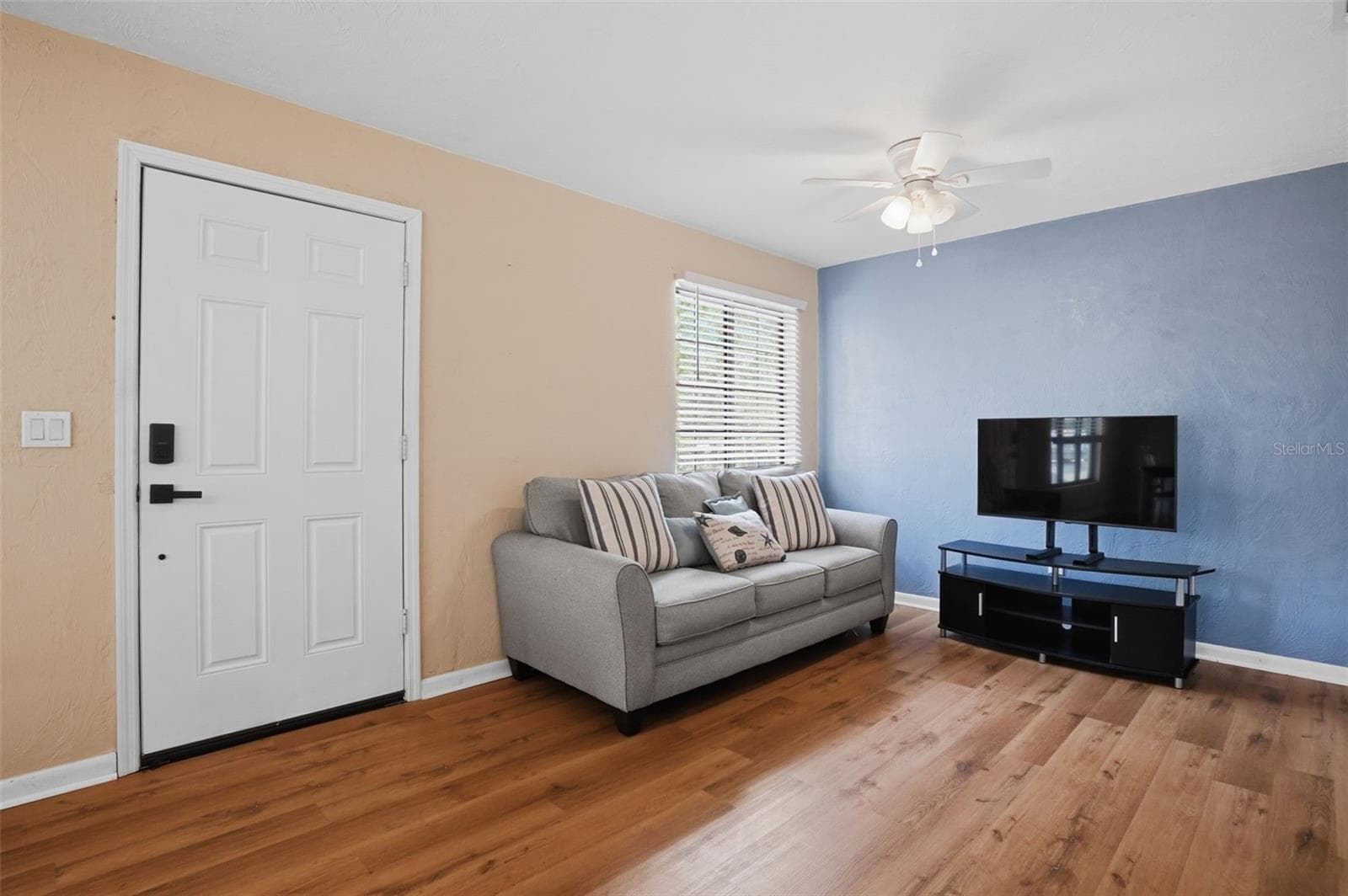 Single Family Residence at 254 OLEANDER PL, ORMOND BEACH, photo 5 of 25