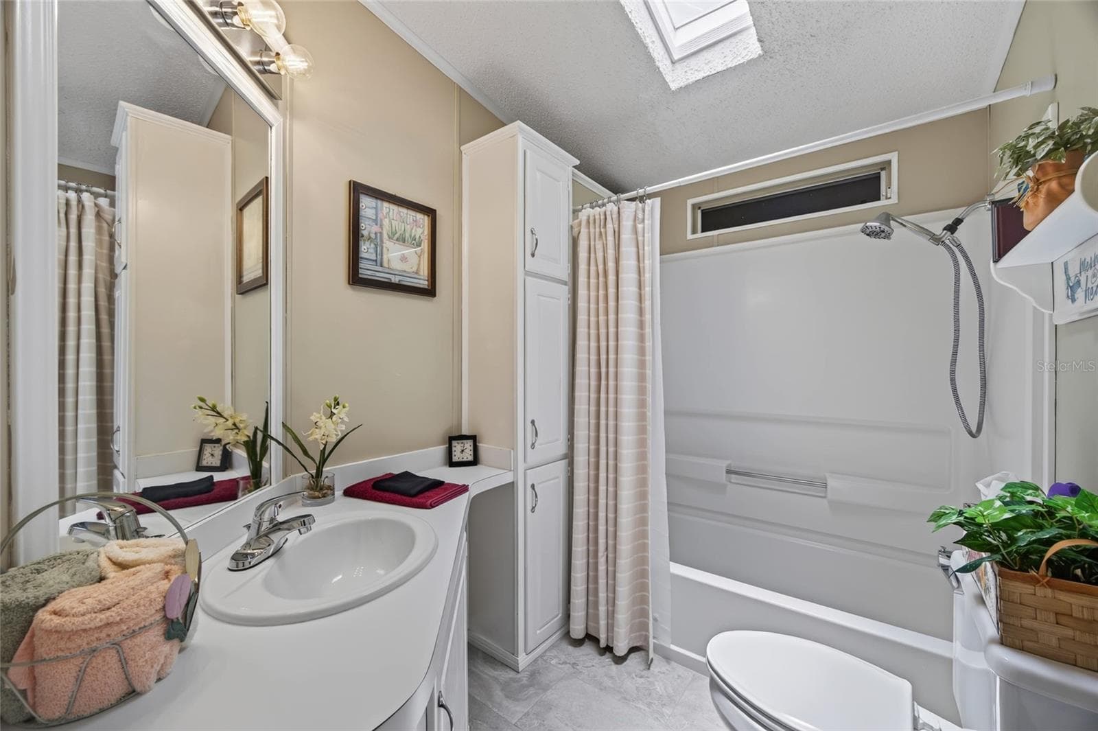 Manufactured Home at 644 SCHOONER ST, NORTH PORT, photo 22 of 44