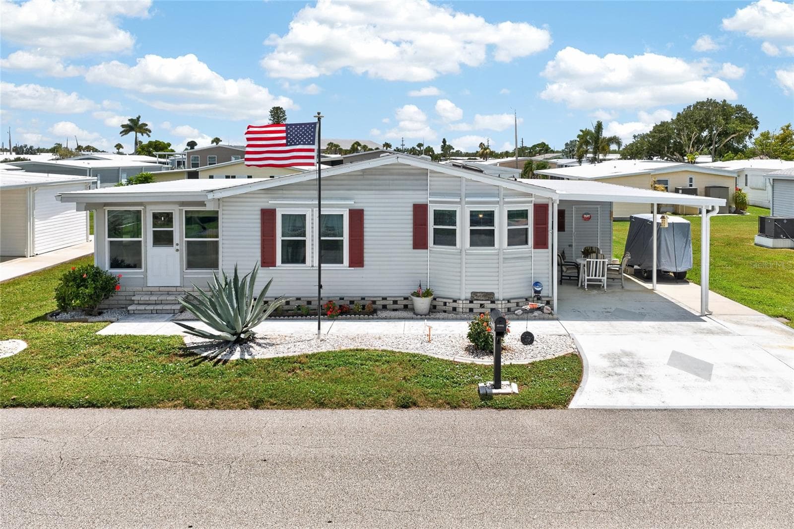 Manufactured Home at 644 SCHOONER ST, NORTH PORT, photo 37 of 44