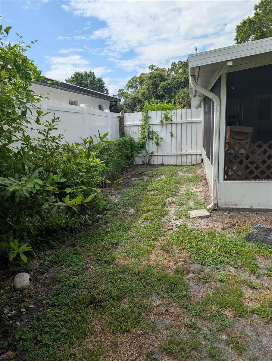Backyard 2 - 1529 W RIVER LN, TAMPA