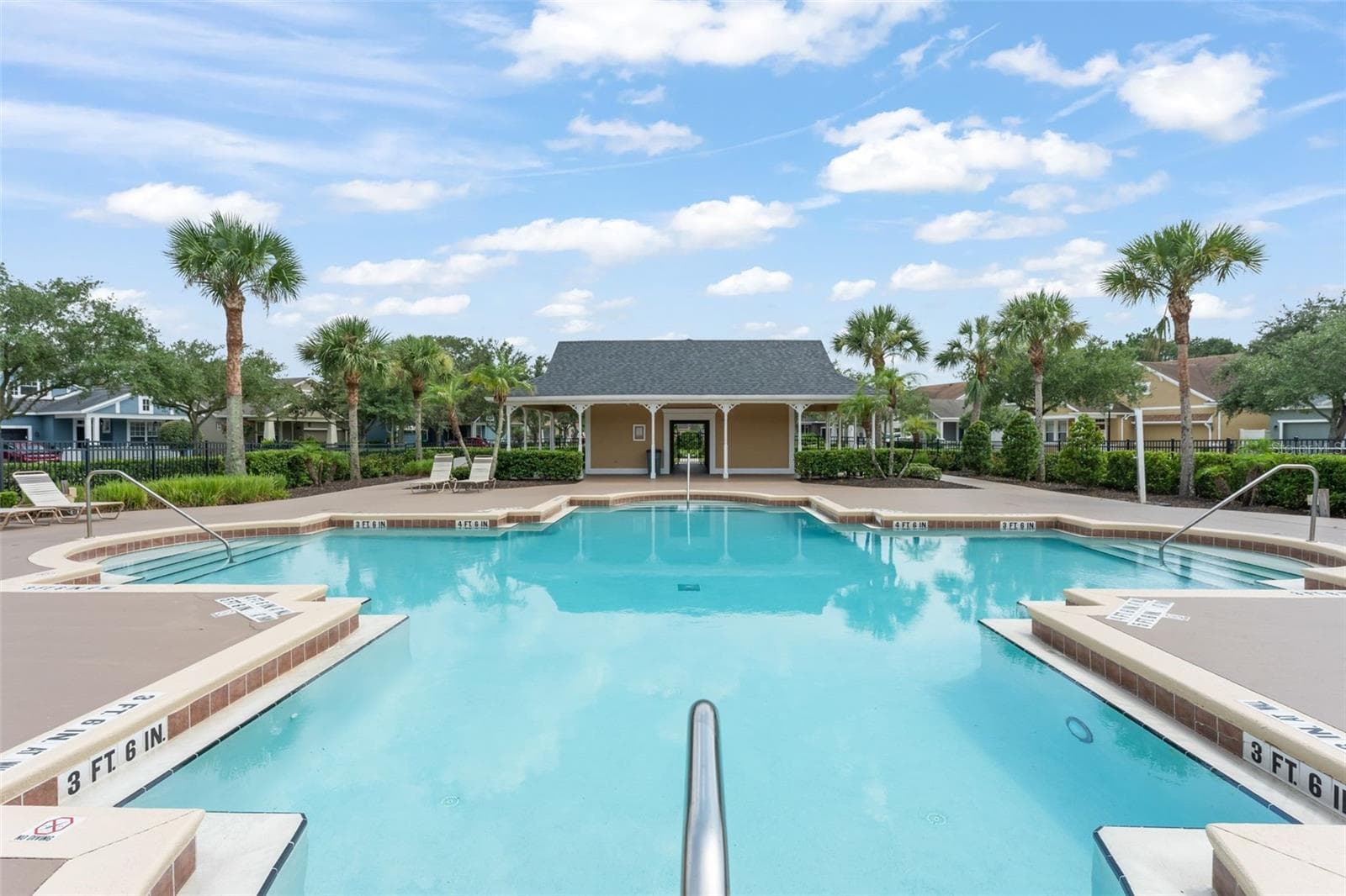 Community Pool - 14127 SOUTHERN RED MAPLE DR, ORLANDO