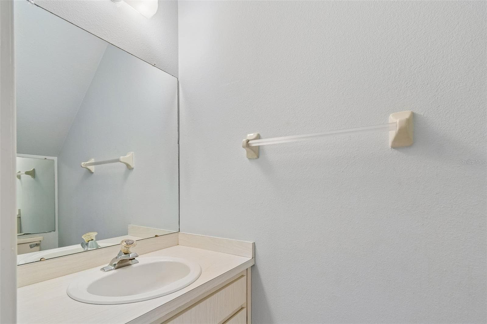 Downstairs guest bath - 2131 RIDGE RD S #99, LARGO