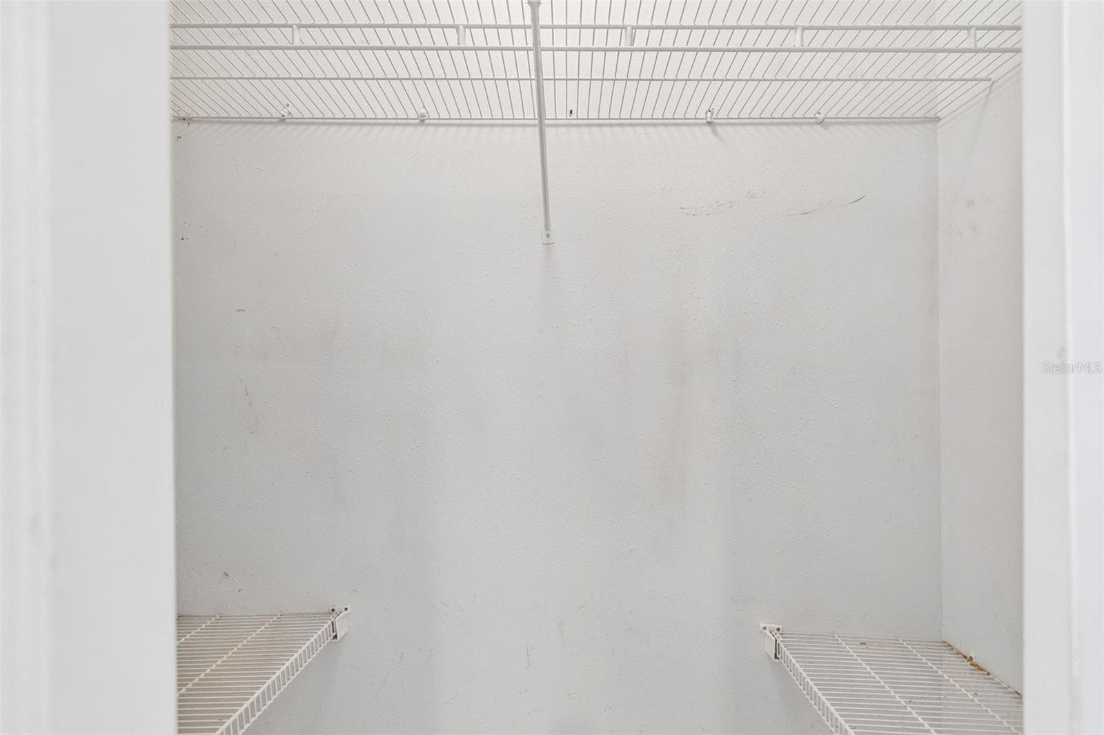 Spacious walk in closet - 2131 RIDGE RD S #99, LARGO