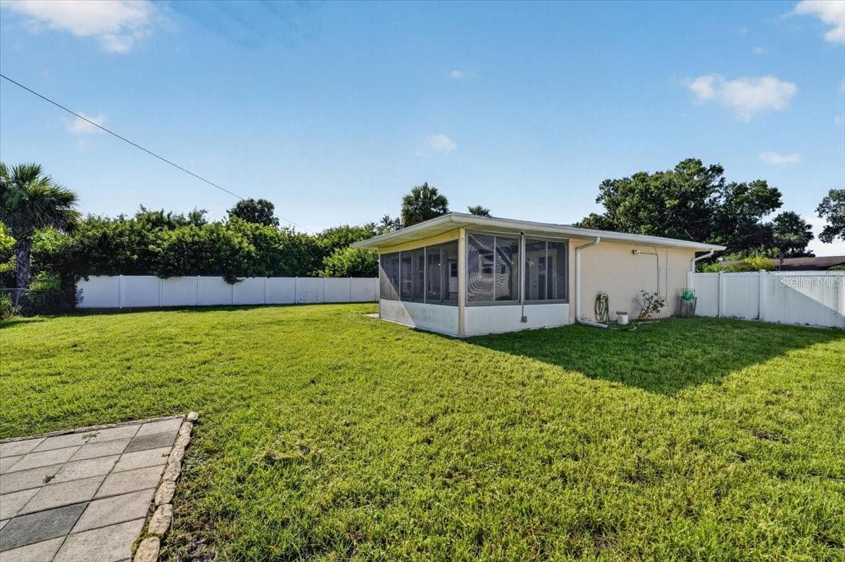 Single Family Residence at 20286 BENTON AVE, PORT CHARLOTTE, photo 27 of 29