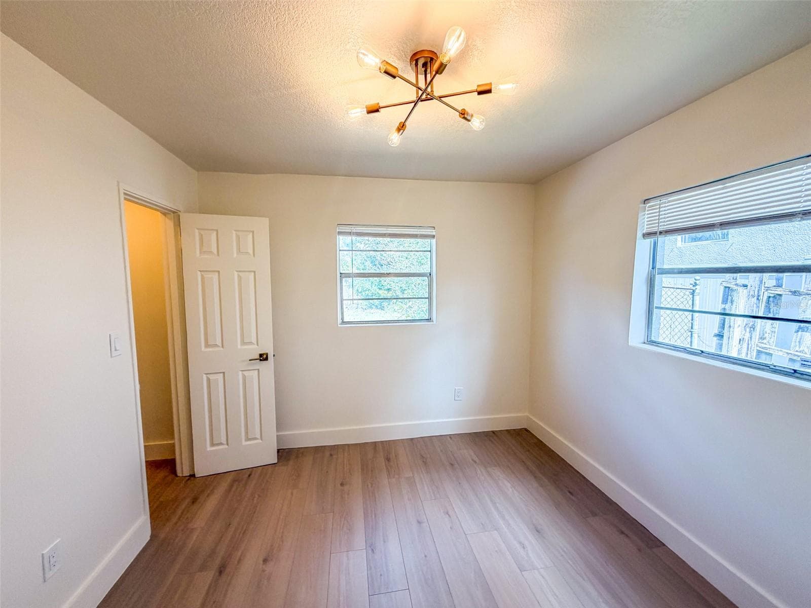 Single Family Residence at 4211 W BAY VIEW AVE, TAMPA, photo 14 of 26