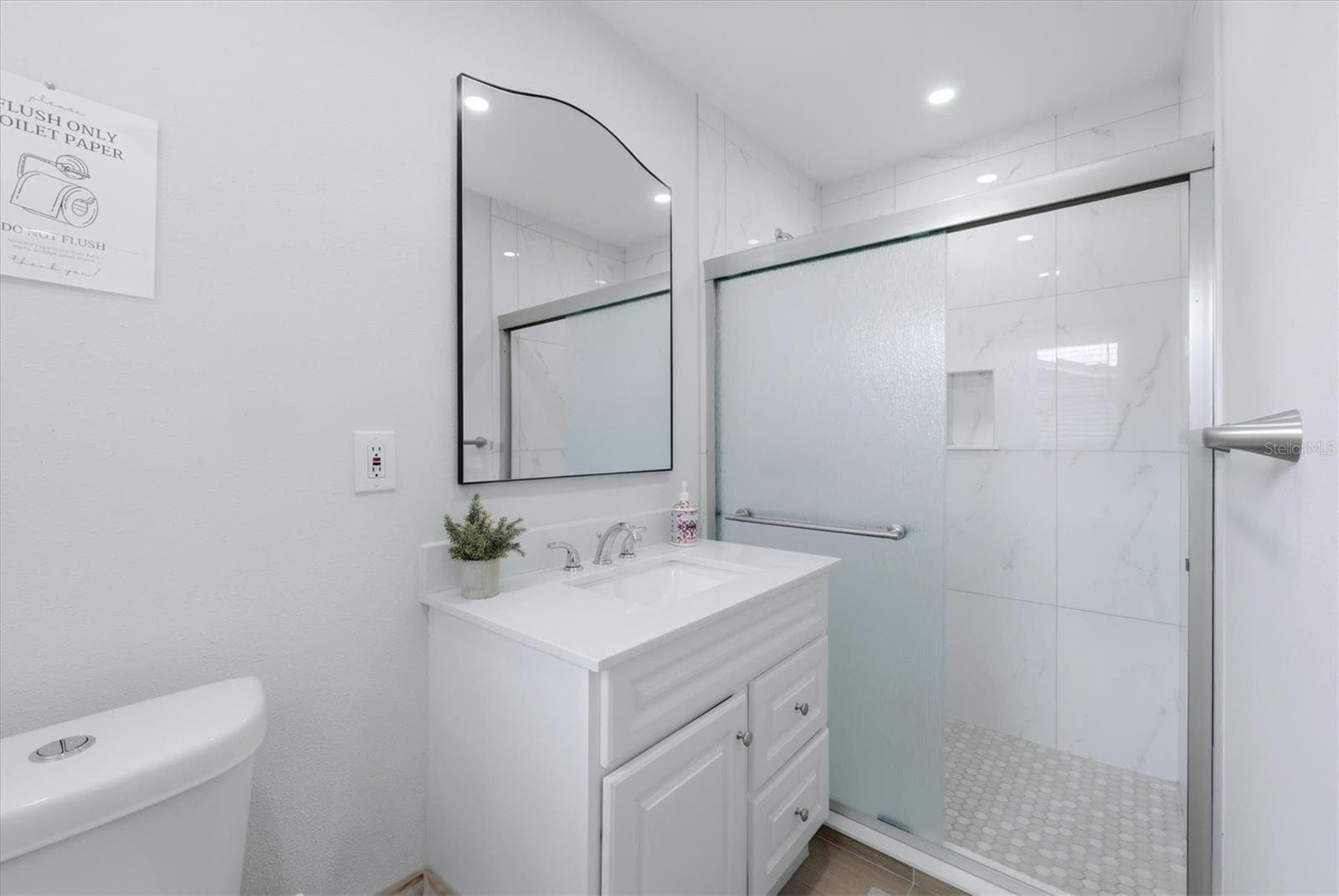 Single Family Residence at 4411 BENEVA RD, SARASOTA, photo 15 of 31