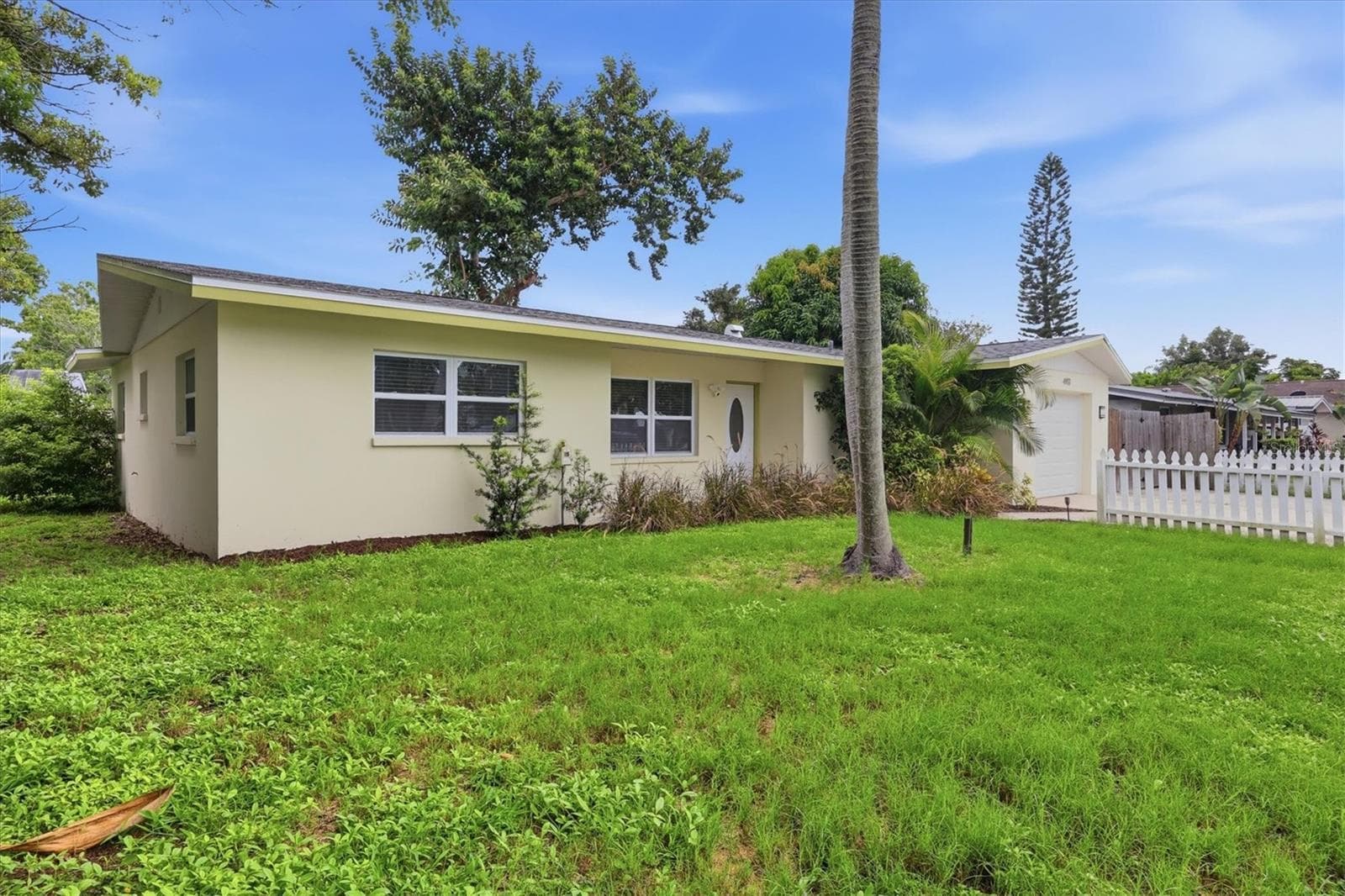 Single Family Residence at 4411 BENEVA RD, SARASOTA, photo 21 of 31