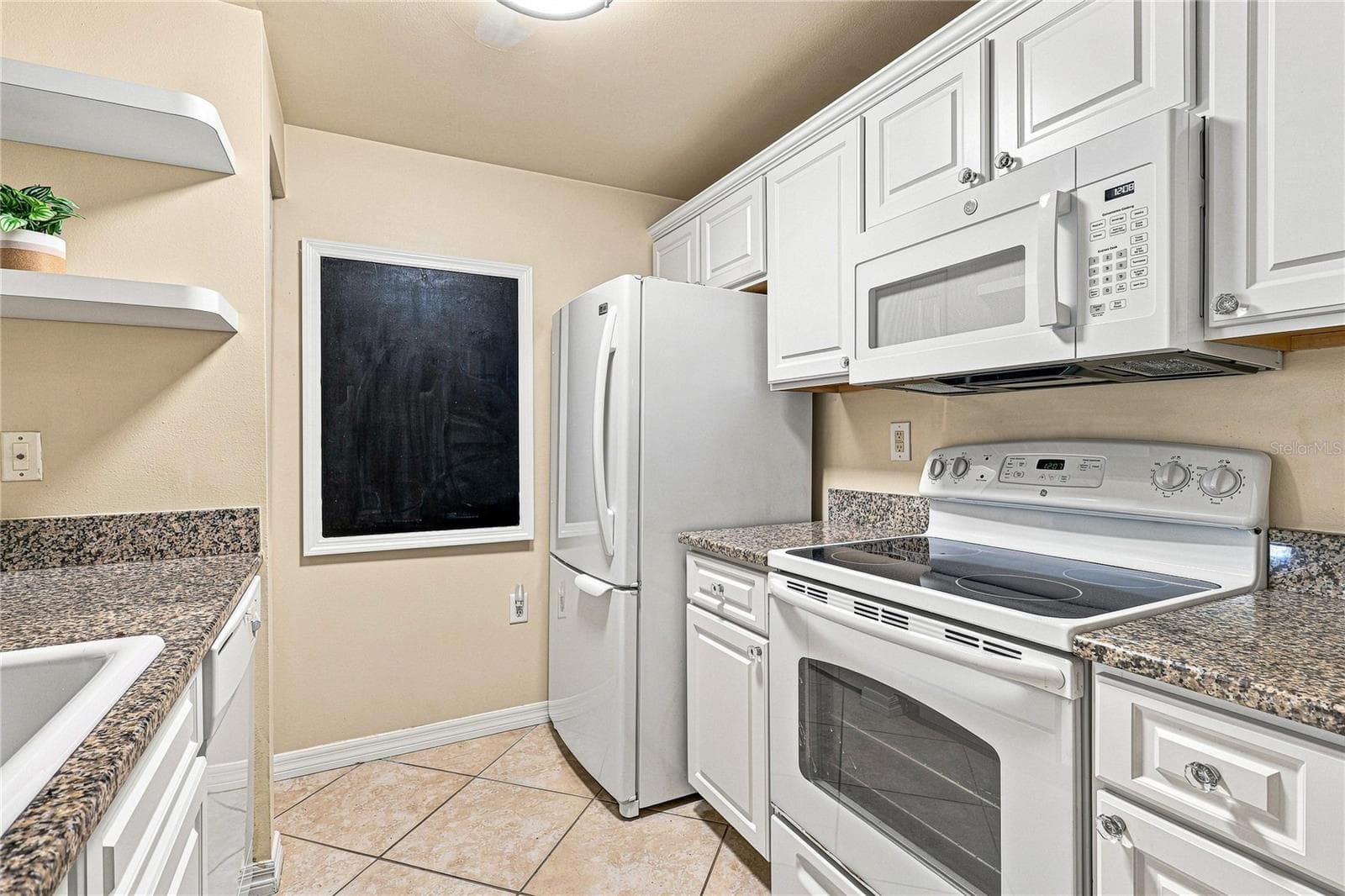 Condominium at 5459 BENTGRASS DR #2-110, SARASOTA, photo 10 of 24