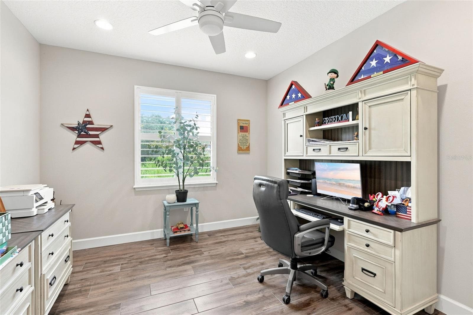 Single Family Residence at 253 OLD MOSS CIR, DELAND, photo 11 of 38