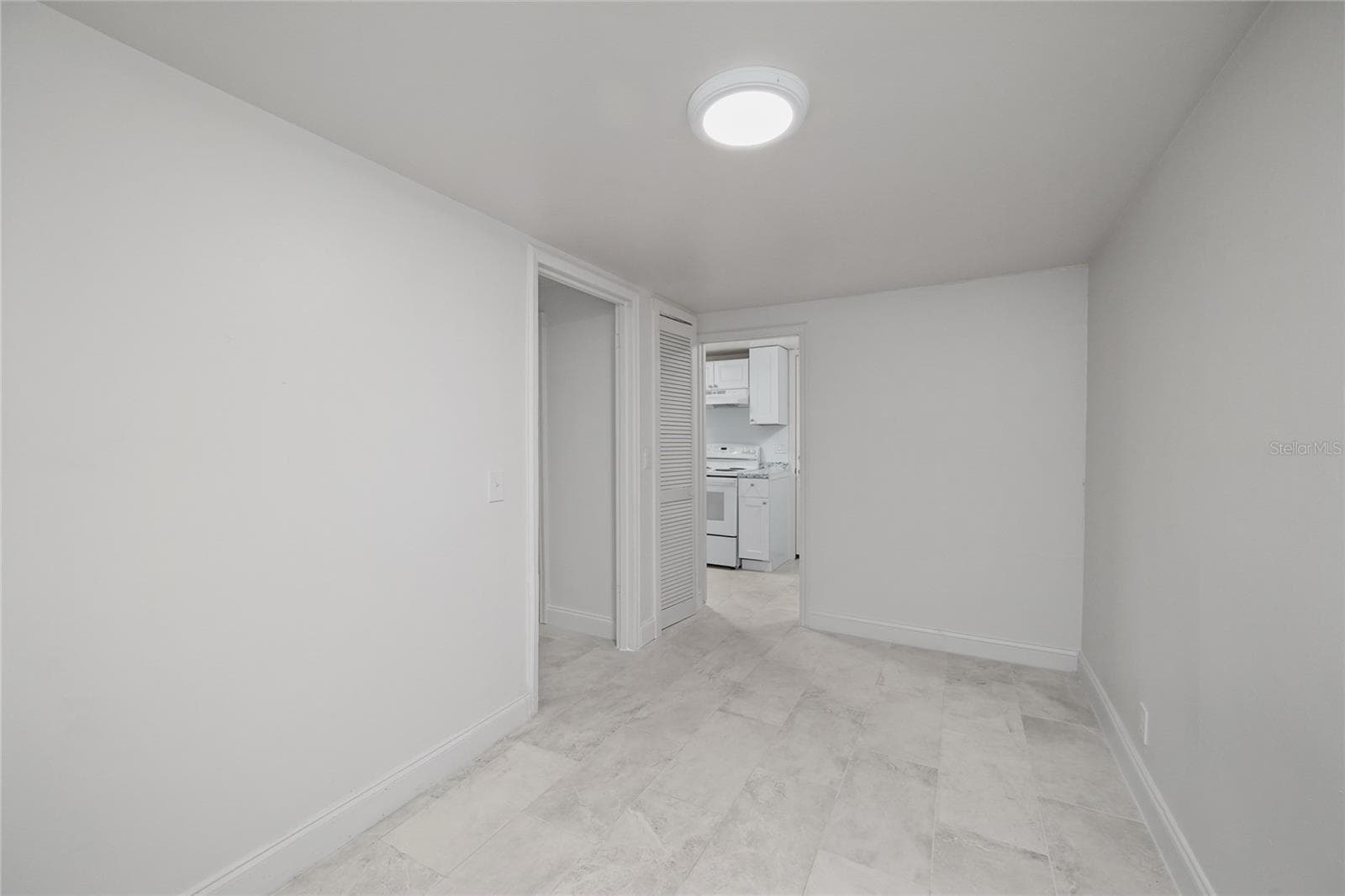 Multi-Family 5+ at 4615 N HESPERIDES ST, TAMPA, photo 10 of 15