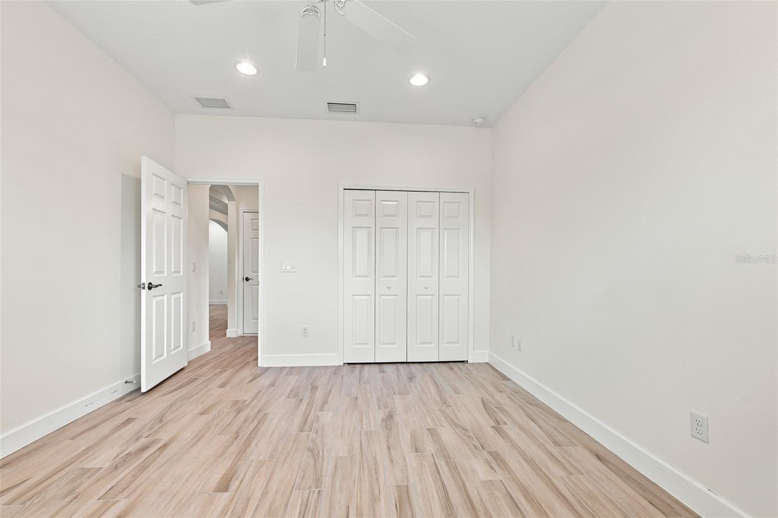 Villa at 623 CHIPPER DR, SUN CITY CENTER, photo 19 of 43
