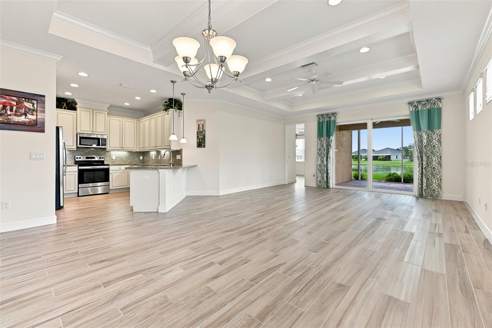 Villa at 623 CHIPPER DR, SUN CITY CENTER, photo 23 of 43