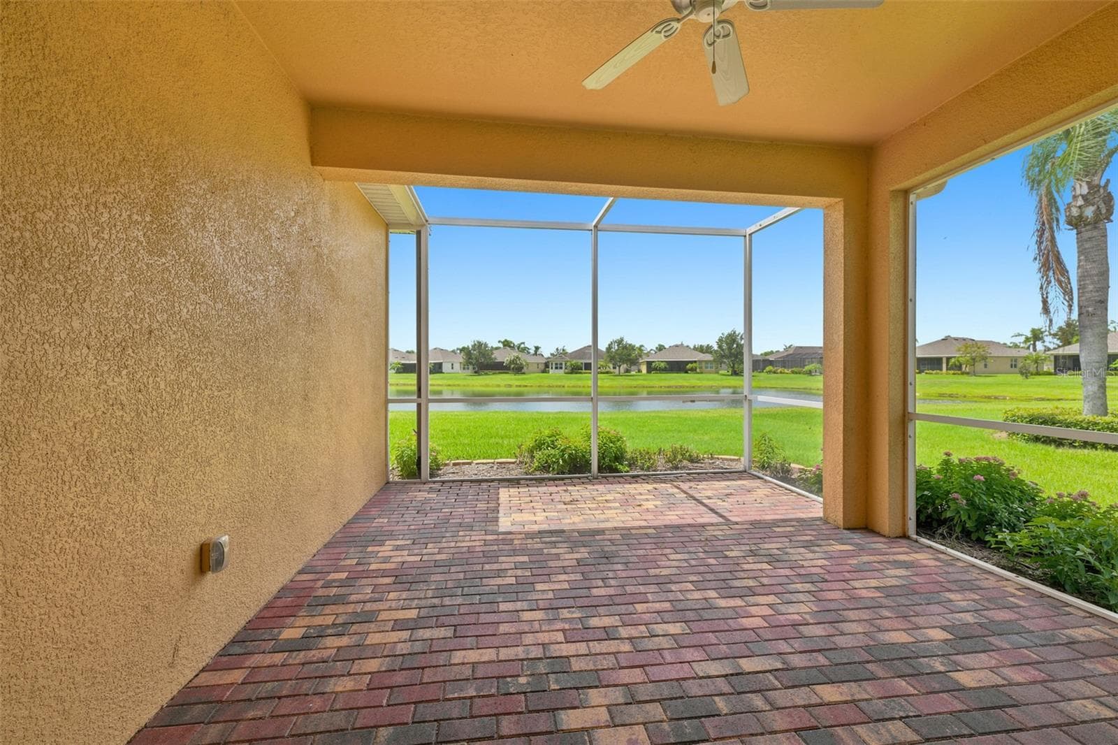 Villa at 623 CHIPPER DR, SUN CITY CENTER, photo 31 of 43