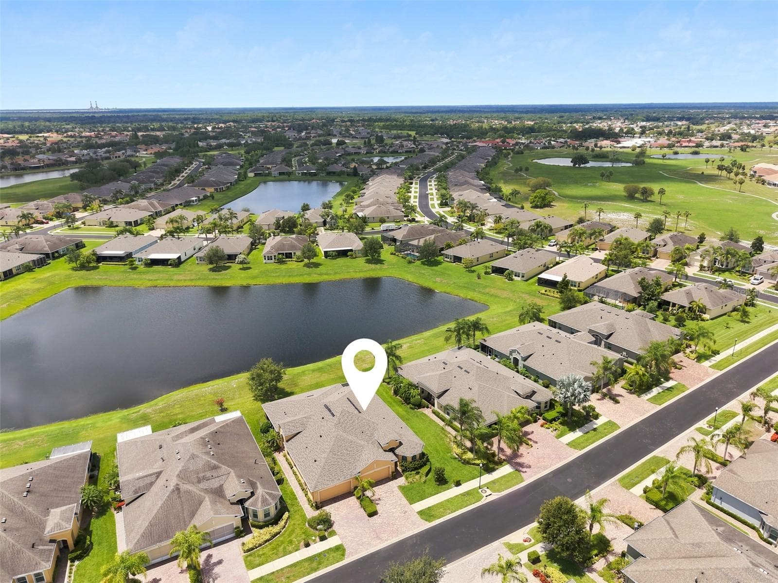 Villa at 623 CHIPPER DR, SUN CITY CENTER, photo 36 of 43