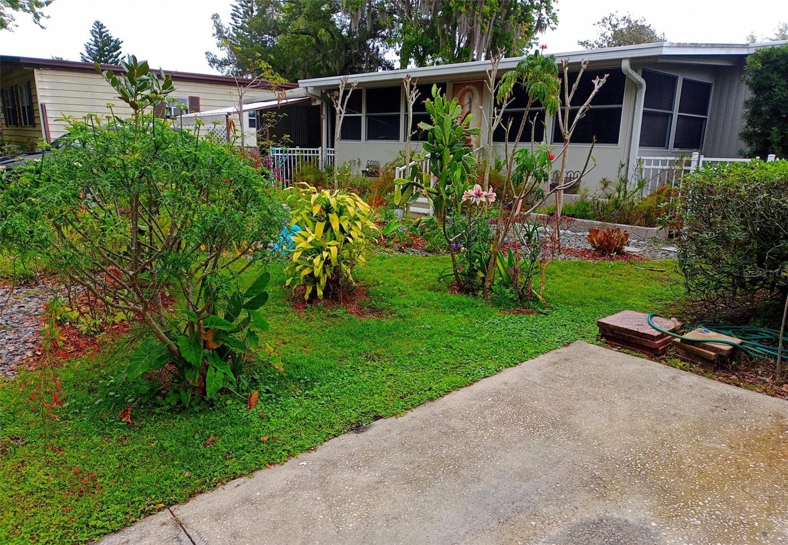 Mobile Home at 109 FERN DR, DEBARY, photo 6 of 45