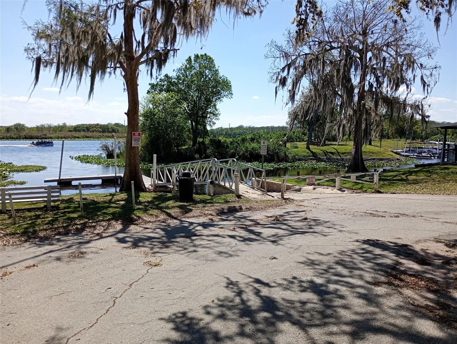 Mobile Home at 109 FERN DR, DEBARY, photo 11 of 45