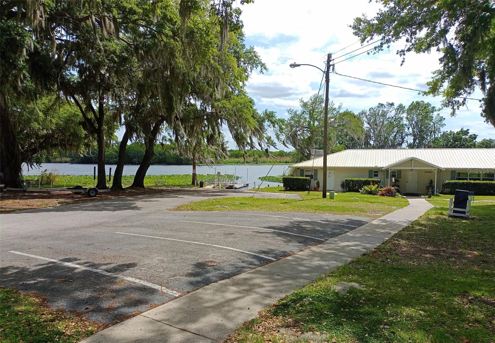 Mobile Home at 109 FERN DR, DEBARY, photo 13 of 45
