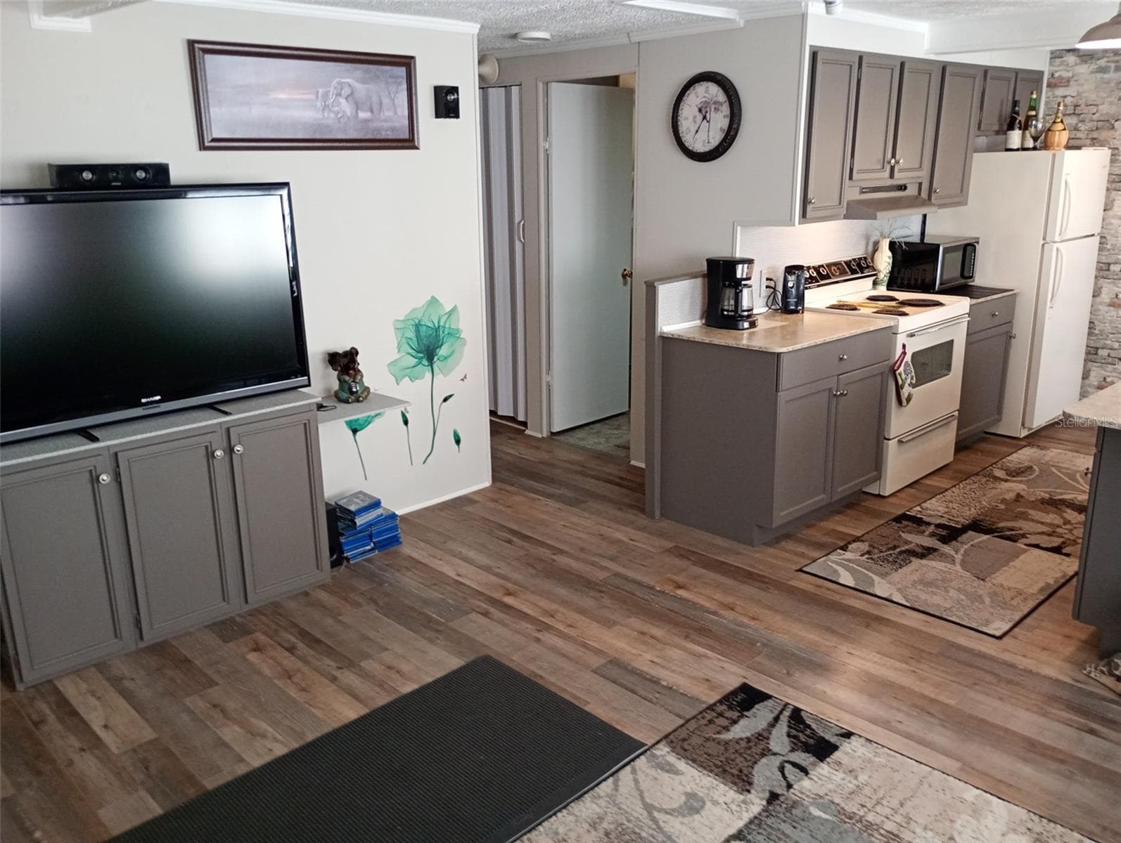 Mobile Home at 109 FERN DR, DEBARY, photo 25 of 45