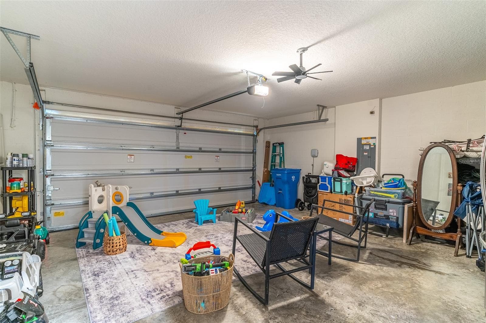 Single Family Residence at 615 VALRI PARK DR, VALRICO, photo 19 of 37