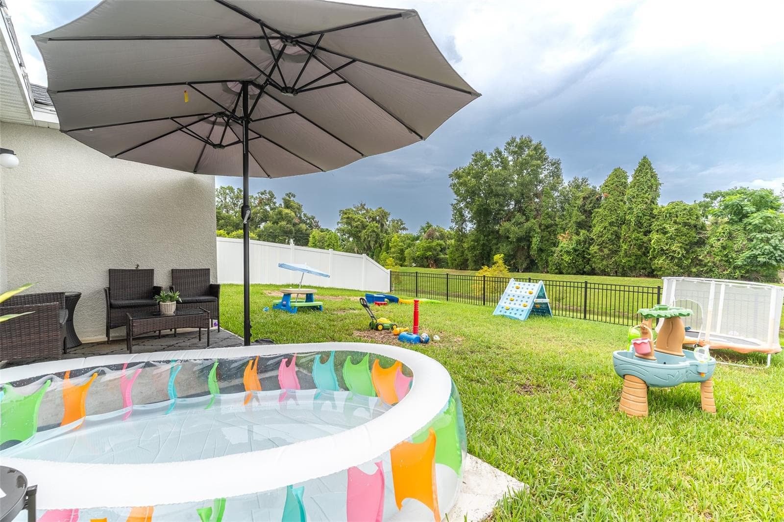 Single Family Residence at 615 VALRI PARK DR, VALRICO, photo 21 of 37