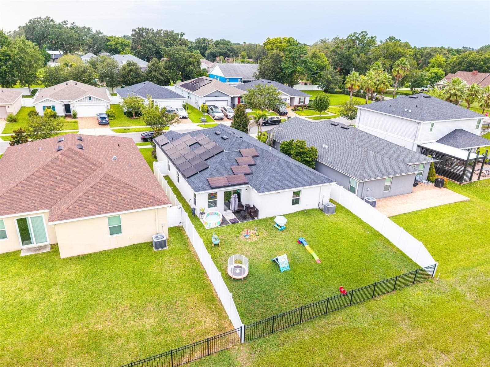 Single Family Residence at 615 VALRI PARK DR, VALRICO, photo 35 of 37