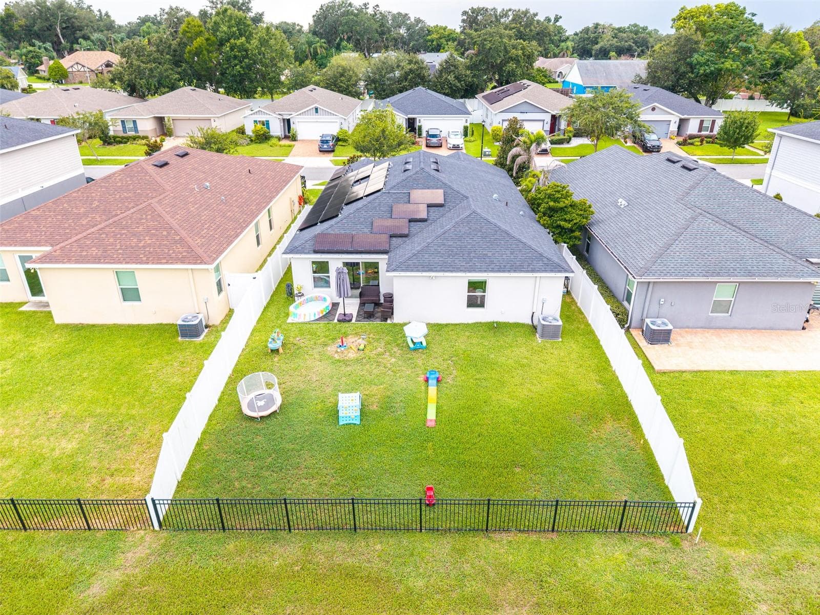 Single Family Residence at 615 VALRI PARK DR, VALRICO, photo 36 of 37